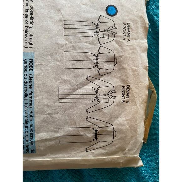 Vogue 9368 shirt dress pattern size 14 - Picture 6 of 6